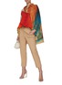 模特儿示范图 - 点击放大 - AKRIS - 印花中长袖羊毛衬衫