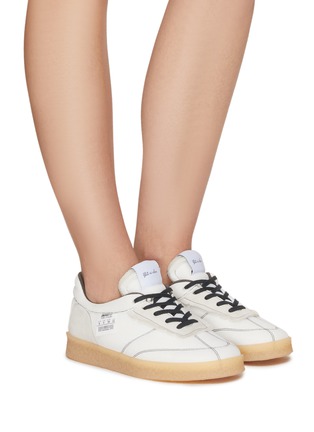 模特儿示范图 - 点击放大 - MM6 MAISON MARGIELA - INSIDE OUT 6 COURT运动鞋