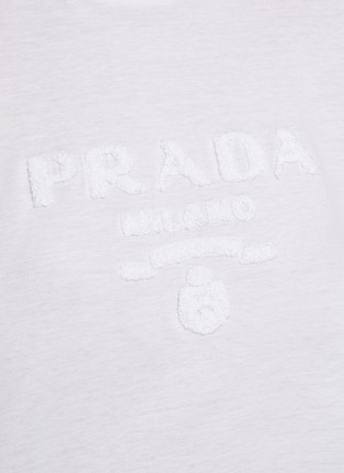  - PRADA - LOGO刺绣短款纯棉T恤