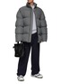 模特儿示范图 - 点击放大 - BALENCIAGA - 格纹PUFFER绗缝夹克