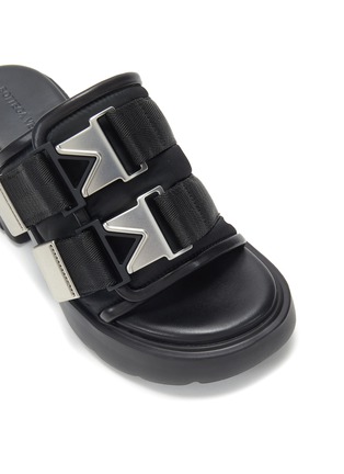 细节 - 点击放大 - BOTTEGA VENETA - 70 FLASH 金属搭扣搭带高跟凉鞋