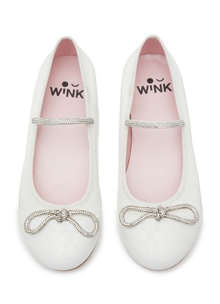 模特儿示范图 - 点击放大 - WINK - SODA POP 儿童款仿水晶蝴蝶结缎面平底鞋