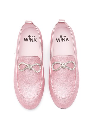 模特儿示范图 - 点击放大 - WINK - PUDDING GLAM儿童款仿水晶蝴蝶结闪粉乐福鞋