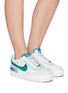 模特儿示范图 - 点击放大 - NIKE - AIR FORCE 1 SHADOW 低帮厚底真皮运动鞋