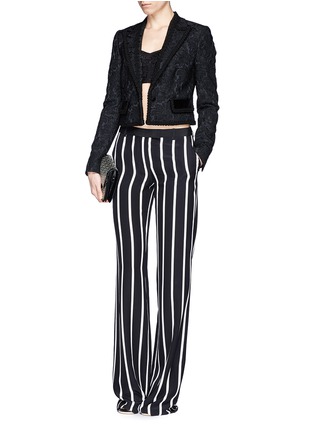 模特儿示范图 - 点击放大 - DOLCE & GABBANA - 蕾丝文胸式上衣