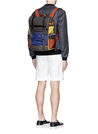 模特示范图 - 点击放大 - DOLCE & GABBANA - Colourblock leather nylon backpack