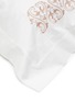 细节 –点击放大 - FRETTE - ORNATE MEDALLION 刺绣图案纯棉抱枕套 - 白色