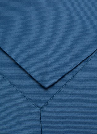 细节 –点击放大 - FRETTE - ACROSS 超大号纯棉床上套装 — 深蓝色