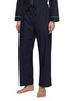 细节 –点击放大 - FRETTE - NOBLESSE LARGE CLASSIC COTTON SATEEN PYJAMA SET — NAVY BLUE