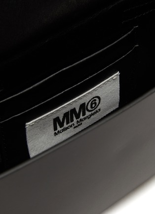 细节 - 点击放大 - MM6 MAISON MARGIELA - 小牛皮箱型斜挎包