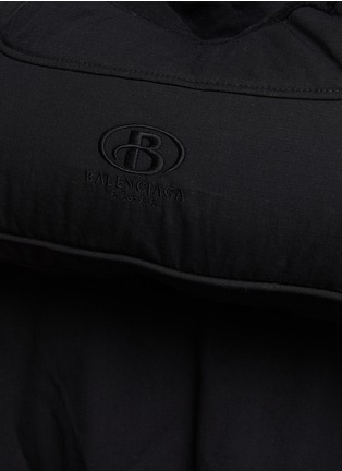  - BALENCIAGA - 可拆式枕头设计蓬松派克大衣