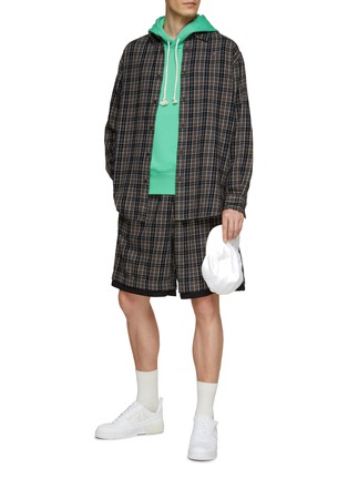 模特儿示范图 - 点击放大 - ACNE STUDIOS - 格纹法兰绒衬衫
