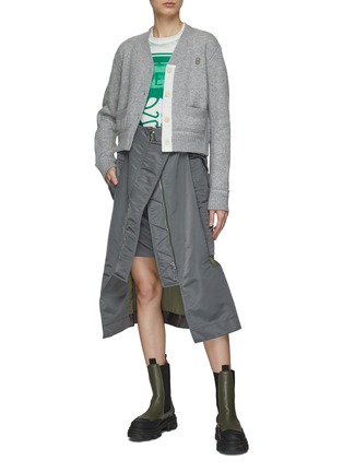 模特儿示范图 - 点击放大 - SACAI - 金属 LOGO 混羊绒针织开衫