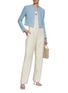 模特儿示范图 - 点击放大 - ST. JOHN - Crewneck Long Sleeve Bouclé Tweed Jacket