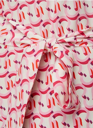  - ST. JOHN - Tied Waist All Over Print Silk Blend Dress