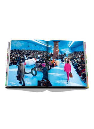 细节 –点击放大 - ASSOULINE - LOUIS VUITTON VIRGIL ABLOH (CARTOON COVER)
