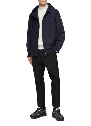 模特儿示范图 - 点击放大 - MONCLER - ATRIA 双侧撞色拉链设计夹克