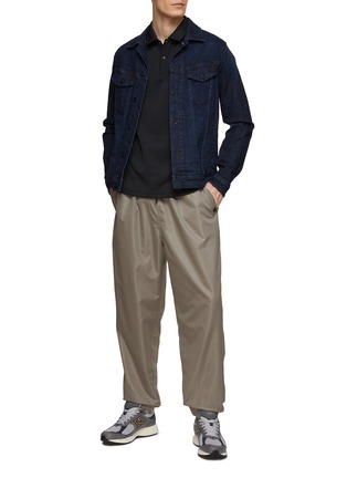 模特儿示范图 - 点击放大 - INNOTIER - VERTEX SHORT SLEEVE POLO SHIRT