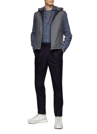 模特儿示范图 - 点击放大 - BRUNELLO CUCINELLI - 侧钮扣褶裥羊毛长裤