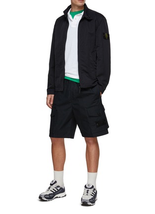 模特儿示范图 - 点击放大 - STONE ISLAND - LOGO 饰纯棉 POLO 衫