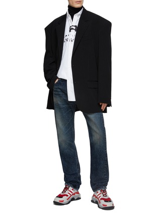 模特儿示范图 - 点击放大 - BALENCIAGA - 水洗直筒牛仔裤