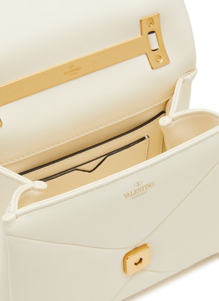 细节 - 点击放大 - VALENTINO GARAVANI - Mini 'One Stud' Leather Shoulder Bag