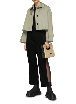 模特儿示范图 - 点击放大 - SACAI - 褶裥短款风衣夹克