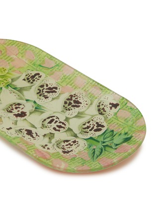 细节 –点击放大 - John Derian Company Inc. - Decoupage White Foxglove Oblong Tray