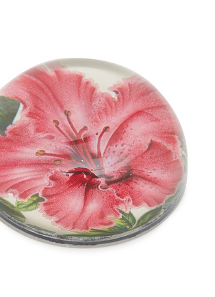 细节 –点击放大 - John Derian Company Inc. - Dome Paperweight — Azalea Indica