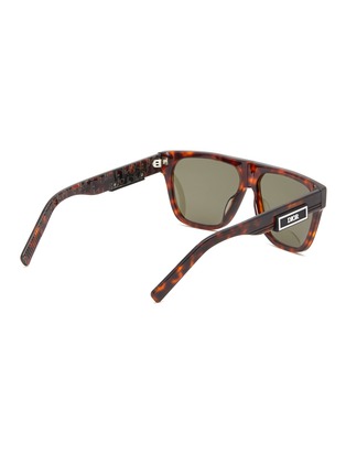 模特儿示范图 - 点击放大 - DIOR - DIOR B23 S3I 板材方框太阳眼镜