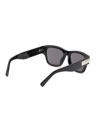 模特儿示范图 - 点击放大 - DIOR - DIORBLACKSUIT XL S2U 太阳眼镜