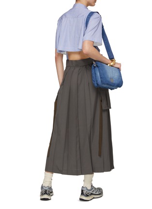 模特儿示范图 - 点击放大 - SACAI - 双口袋百褶长裙