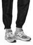 模特儿示范图 - 点击放大 - NEW BALANCE - 990 低帮运动鞋