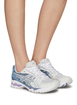 模特儿示范图 - 点击放大 - ASICS - ‘Gel-Kayano 14’ Low Top Lace Up Mesh Sneakers