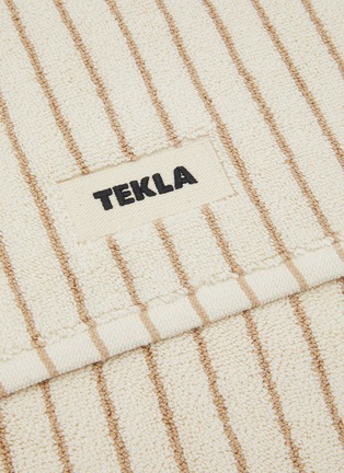细节 –点击放大 - TEKLA - Organic Cotton Terry Bath Mat — Sienna Stripes