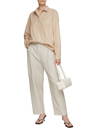 模特儿示范图 - 点击放大 - TOTEME - 条纹纯棉长袖衬衫