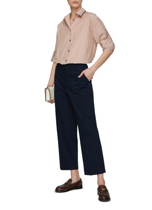 模特儿示范图 - 点击放大 - ST. JOHN - High Rise Wide Leg Cotton Twill Pants