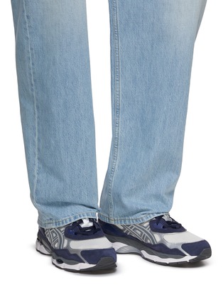 模特儿示范图 - 点击放大 - ASICS - ‘GEL-NYC’ Low Top Lace Up Mesh Sneakers