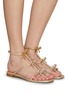 模特儿示范图 - 点击放大 - RENÉ CAOVILLA - 三重蝴蝶结闪耀缀饰凉鞋