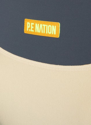  - P.E NATION - TRANSMISSION 交叉肩带运动内衣