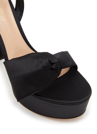 细节 - 点击放大 - GIANVITO ROSSI - 70 PLATFORM 缎面半蝴蝶结高跟鞋