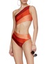 模特儿示范图 - 点击放大 - BEACH RIOT - JOYCE 拼色条纹单肩连体泳衣
