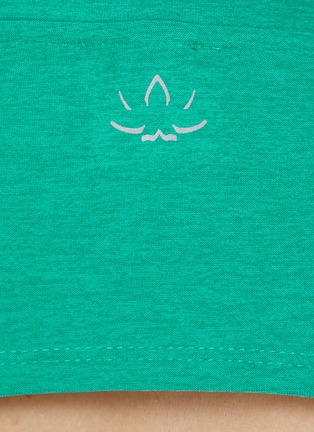  - BEYOND YOGA - PERSPECTIVE 后背挖洞短款 T 恤