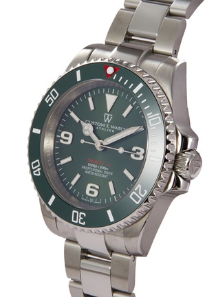 细节 - 点击放大 - CUSTOM T. WATCH ATELIER - ‘Kingsman Edition’ Green Dial Stainless Steel Case Link Bracelet Watch