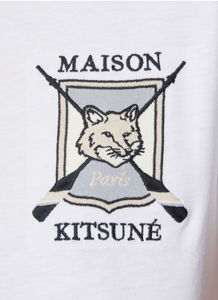  - MAISON KITSUNÉ - 学院风刺绣 T 恤