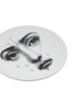 细节 –点击放大 - FORNASETTI - TEMA E VARIAZIONI 装饰瓷盘 N.77 — 黑色和白色