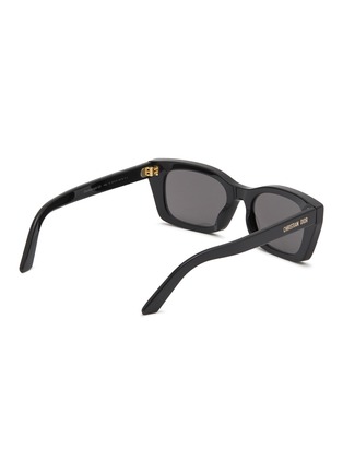 模特儿示范图 - 点击放大 - DIOR - DIOR MIDNIGHT S31 板材方框太阳眼镜