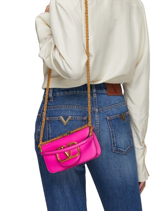 正面 -点击放大 - VALENTINO GARAVANI - Small Locò Leather Shoulder Bag