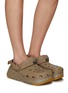 模特儿示范图 - 点击放大 - CROCS - Hiker 2.0 Platform Sandals With Detachable Pouch