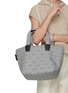 正面 -点击放大 - VEE COLLECTIVE - VEE TOTE SMALL 托特包
